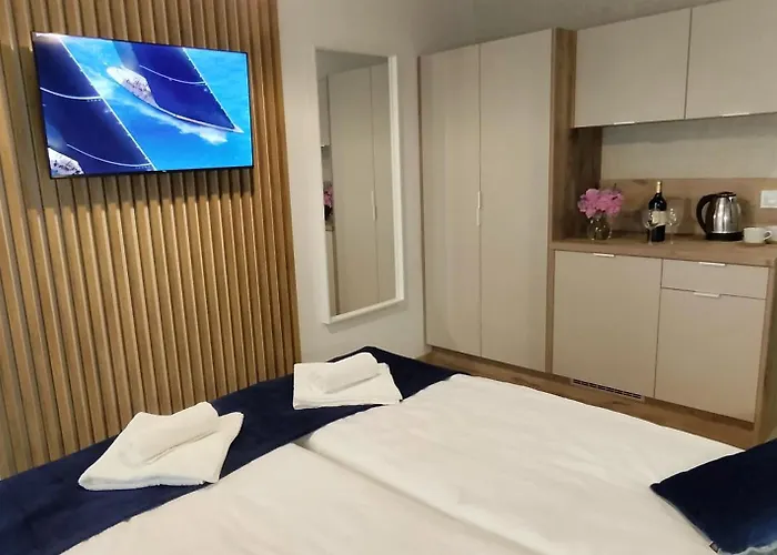 Cicha Przystan - Przy Latarni Колобжег